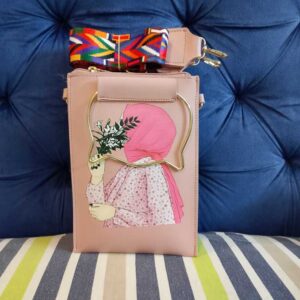 Artistic Hijabi Girl Vertical Crossbody Phone Bag – Blush Pink with Geometric Guitar Strap